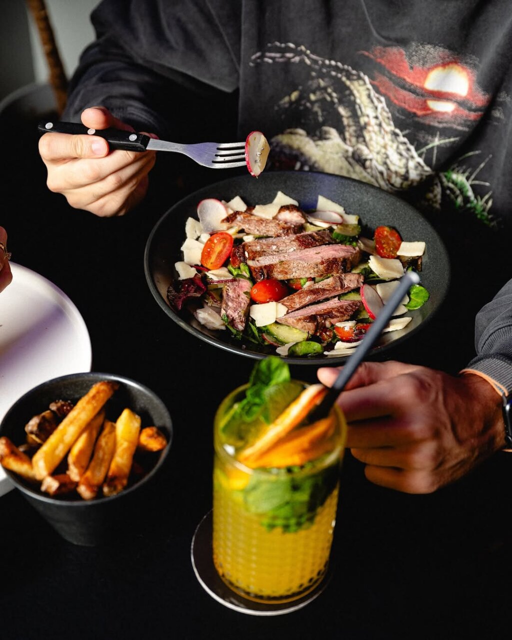 Re&scaron;taur&aacute;cia KONN steakbar v Eurovea Bratislava.