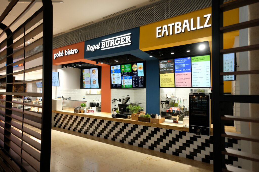 Regal Burger & Poké Bistro & EATBALLZ prevádzka.